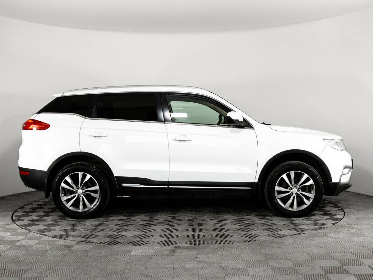 Geely Atlas