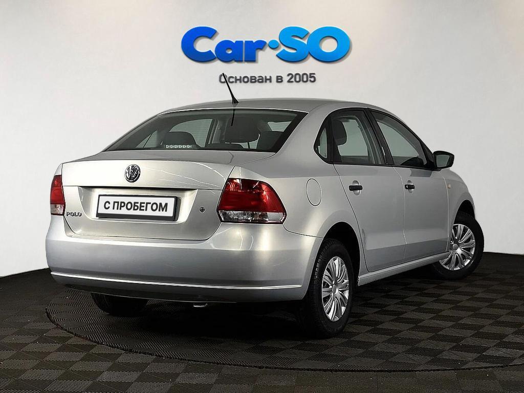 Volkswagen Polo, V