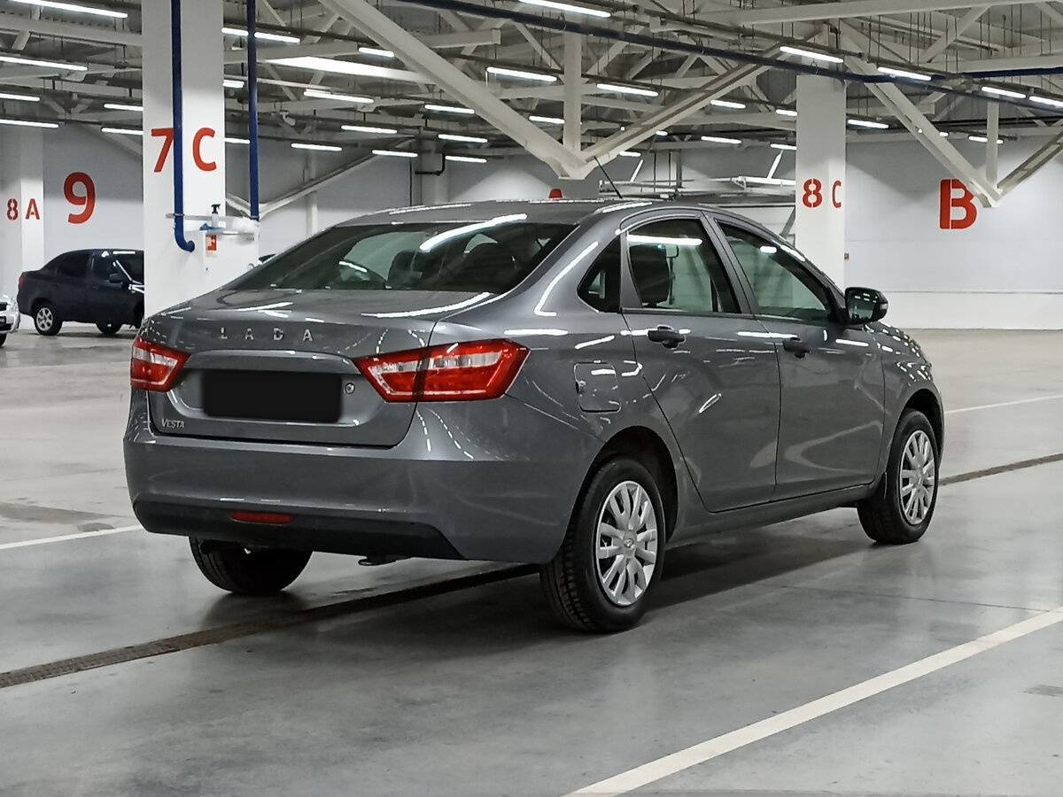 Lada Vesta