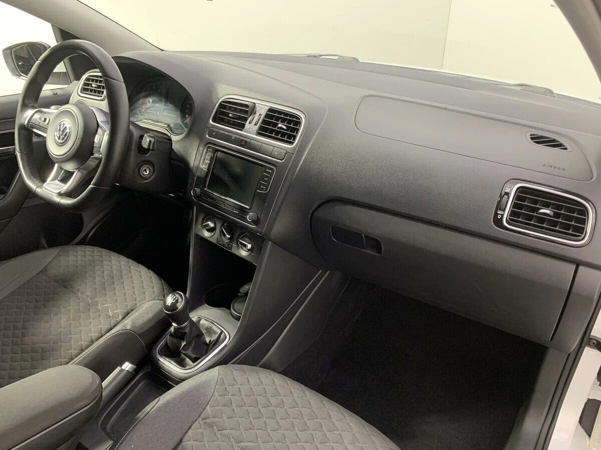 Volkswagen Polo, V Рестайлинг