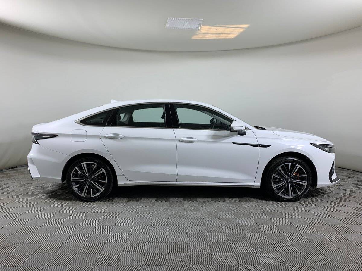 Chery Arrizo 8