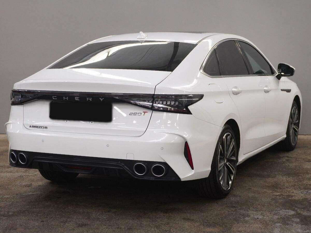 Chery Arrizo 8
