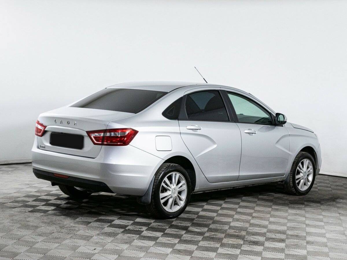Lada Vesta