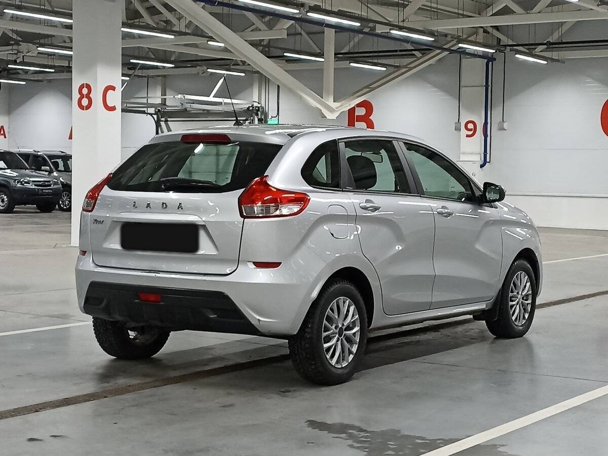 Lada XRAY