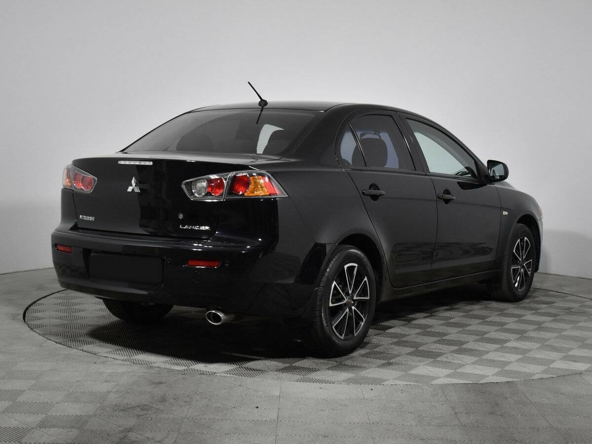 Mitsubishi Lancer