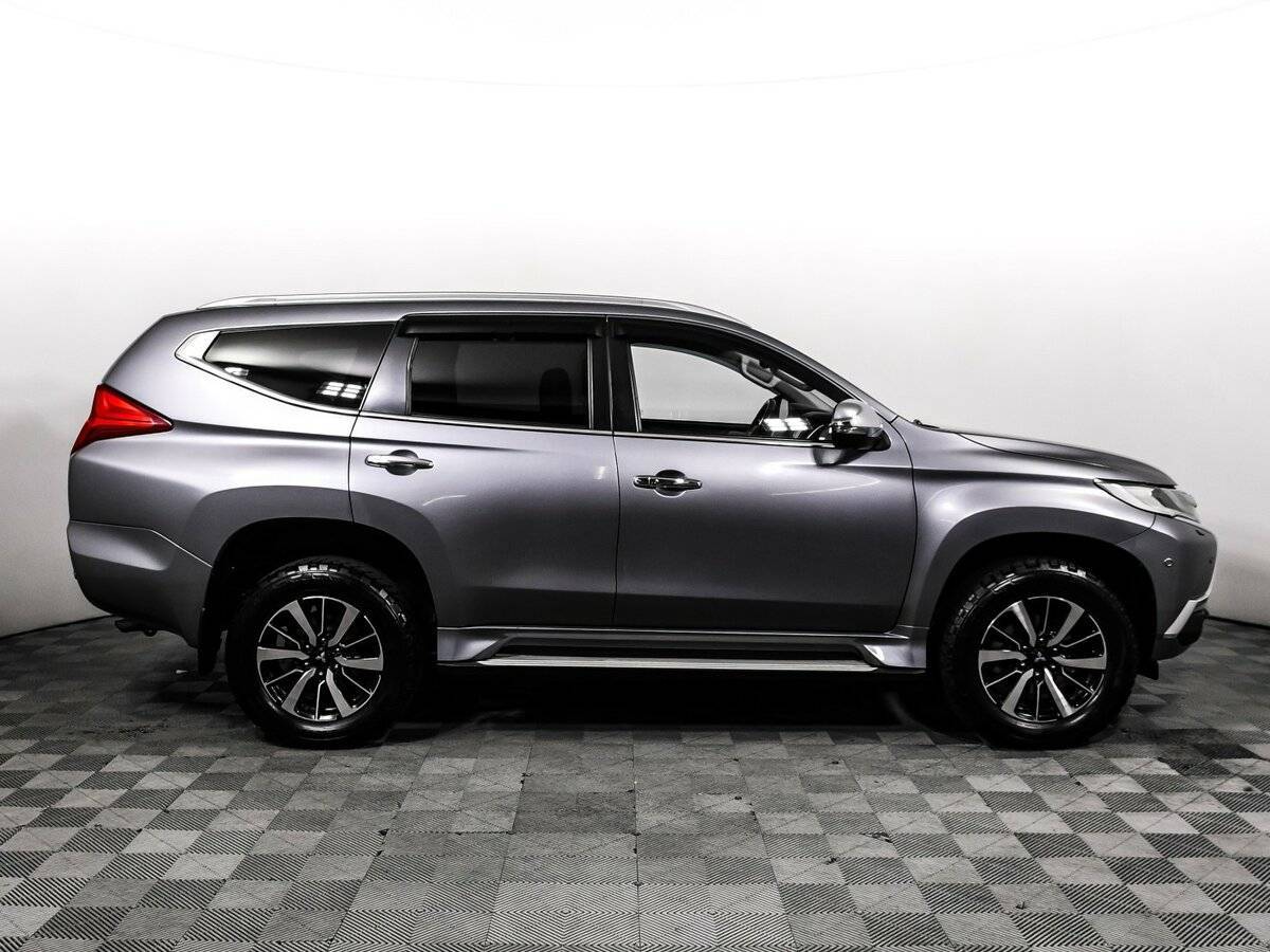 Mitsubishi Pajero Sport