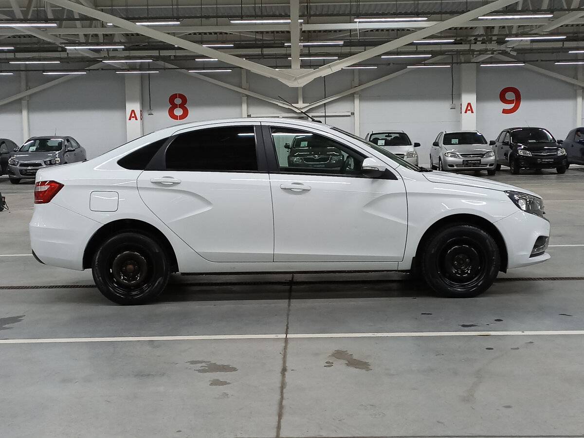 Lada Vesta