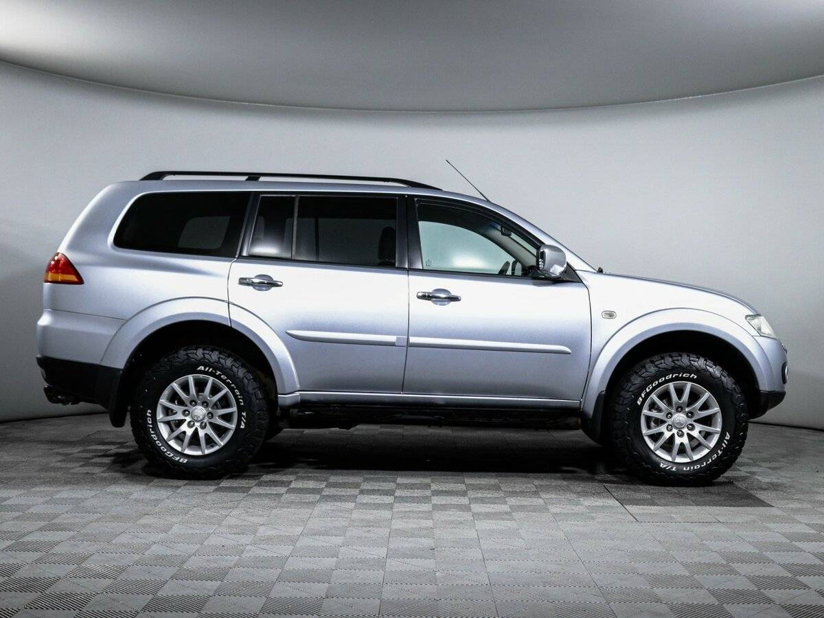 Mitsubishi Pajero Sport