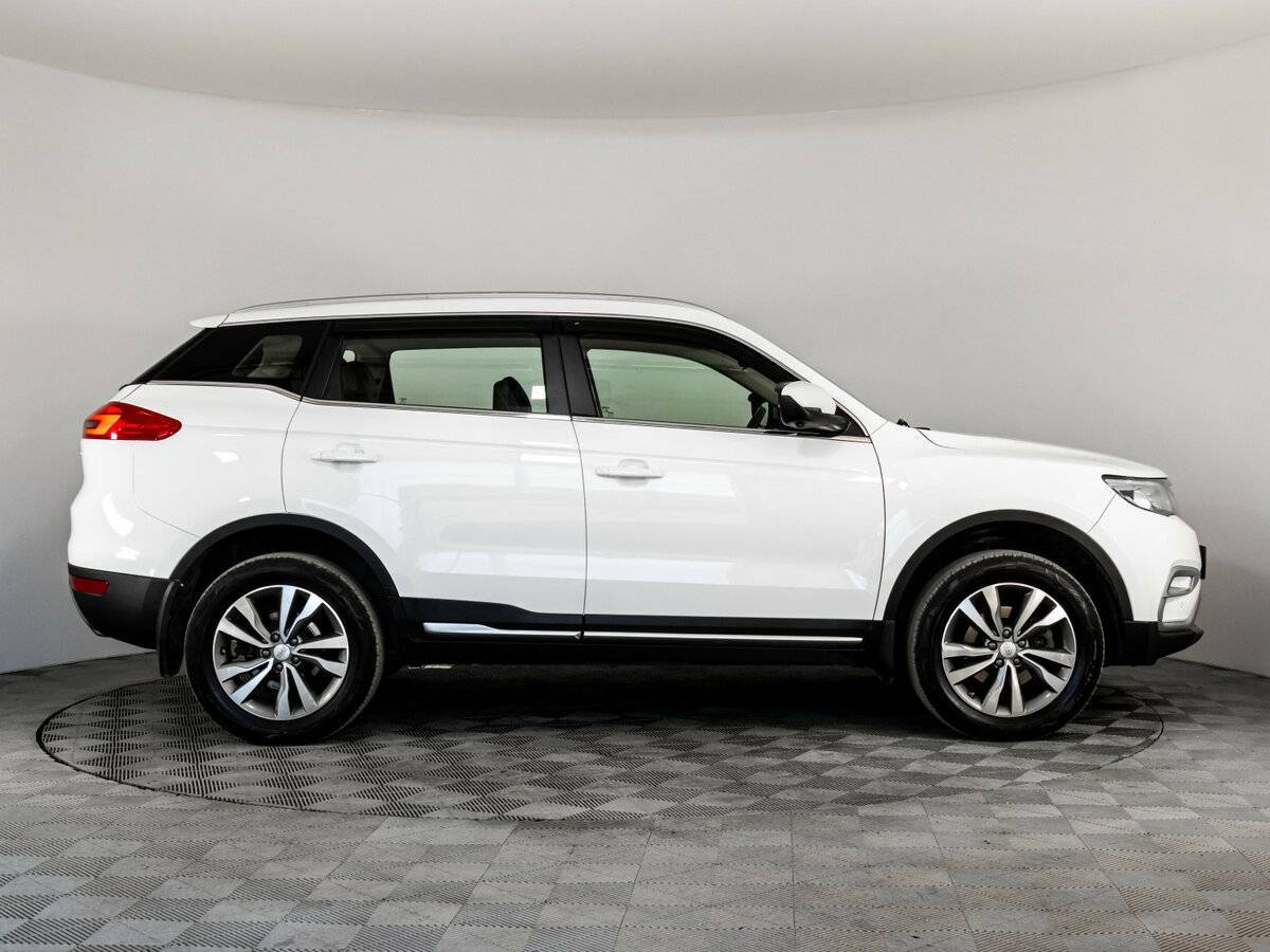 Geely Atlas