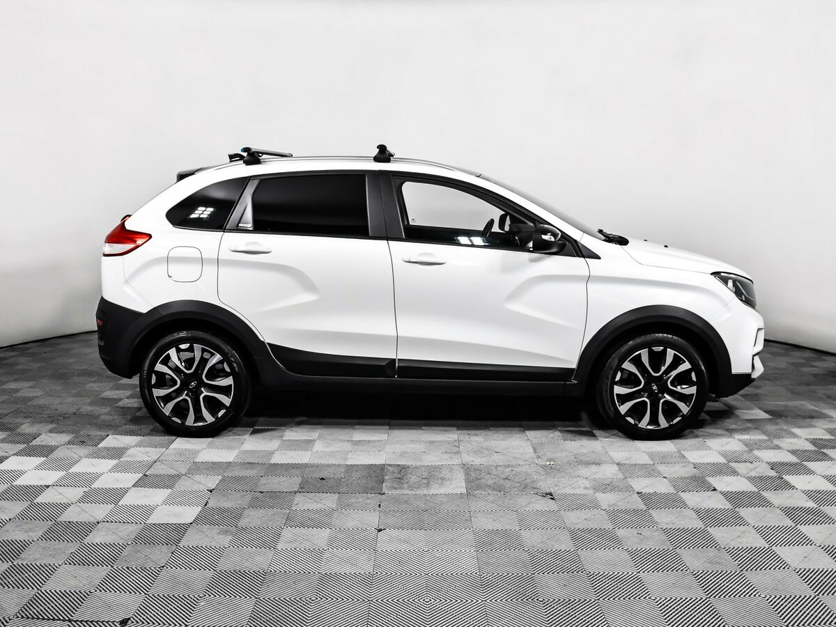 Lada XRAY