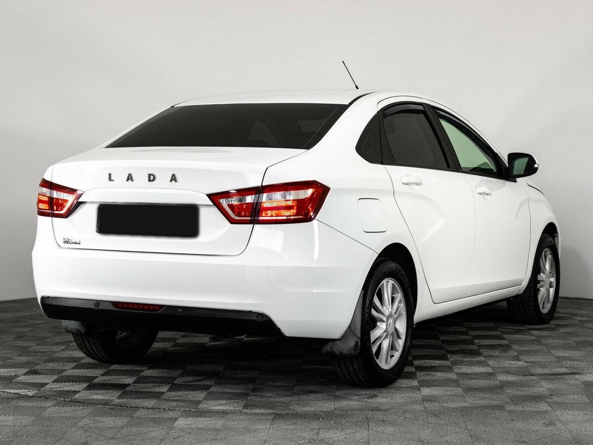 Lada Vesta