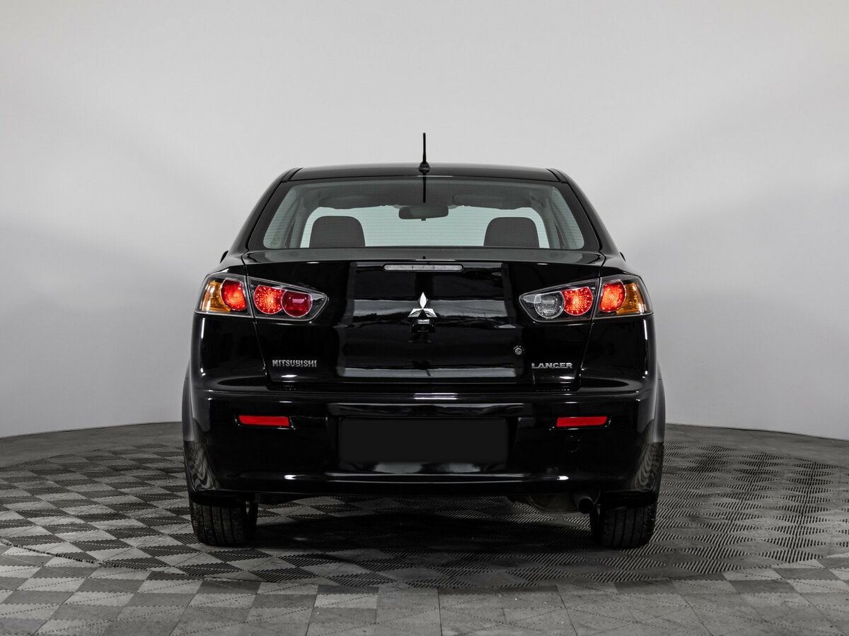 Mitsubishi Lancer