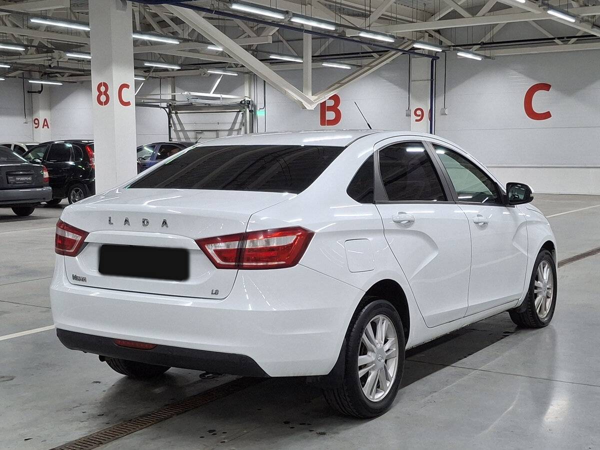 Lada Vesta