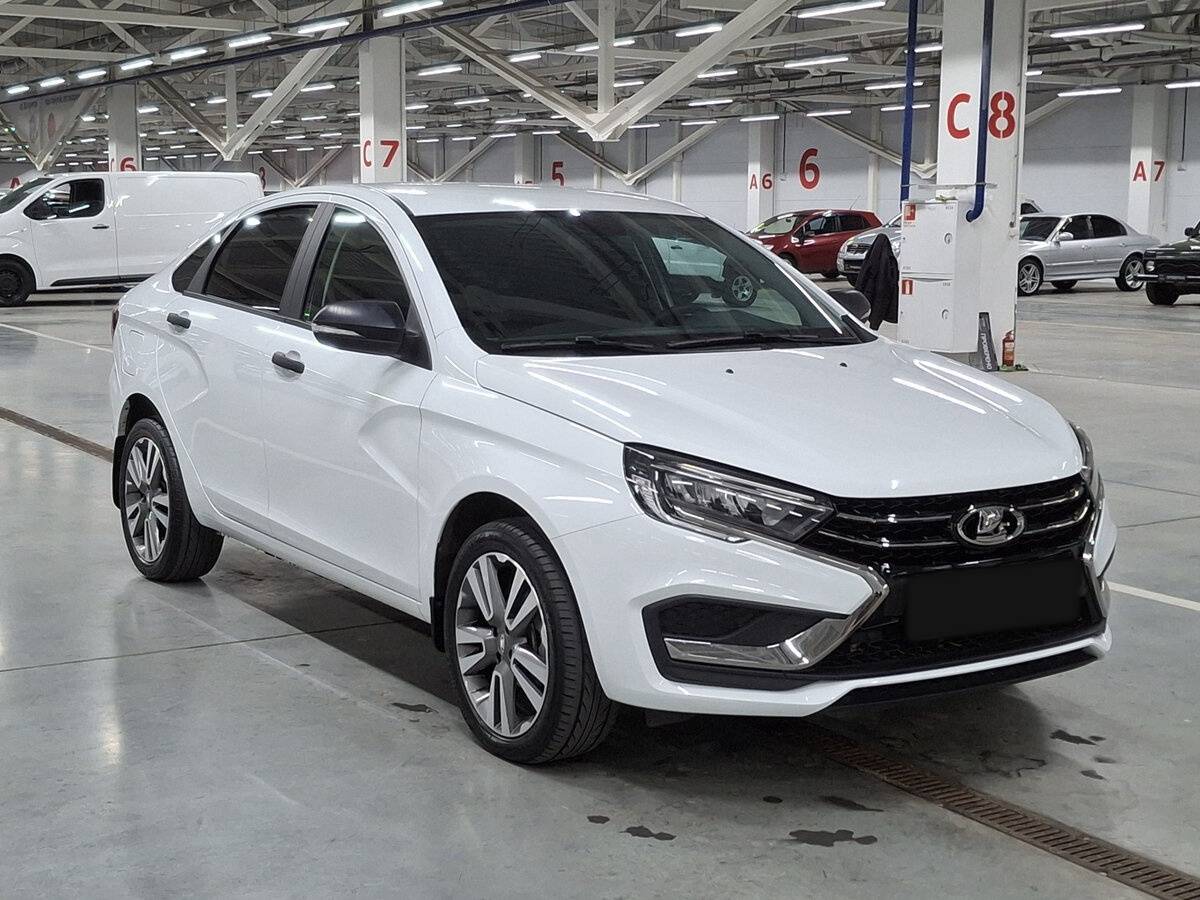 Lada Vesta