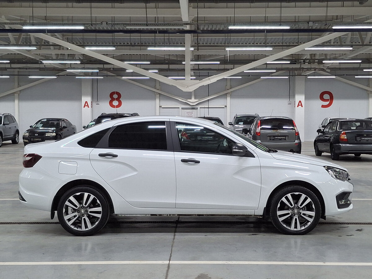 Lada Vesta
