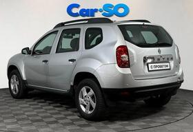 Renault Duster, I