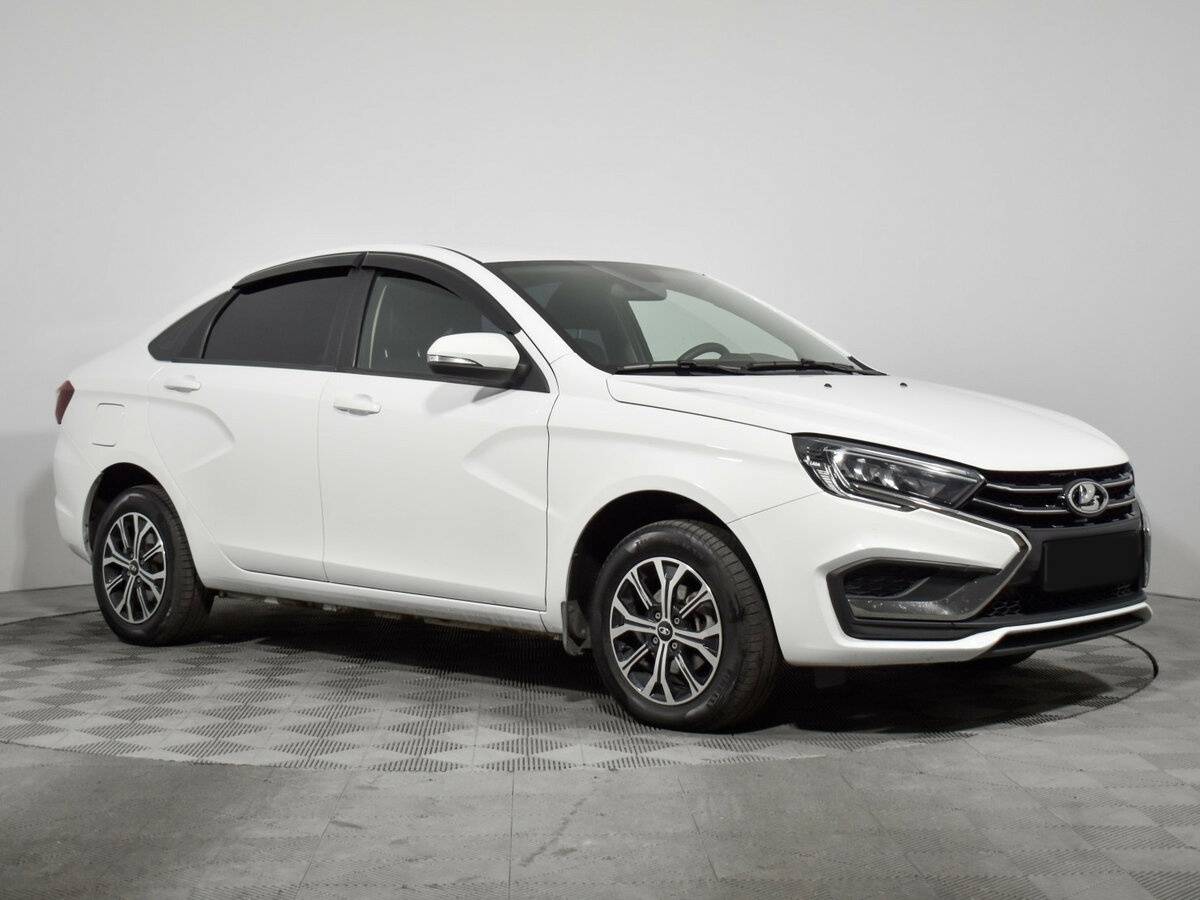Lada Vesta