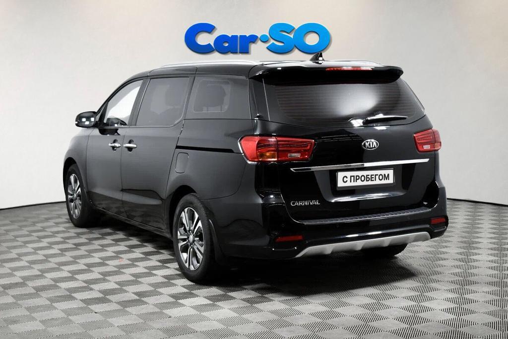 KIA Carnival, III
