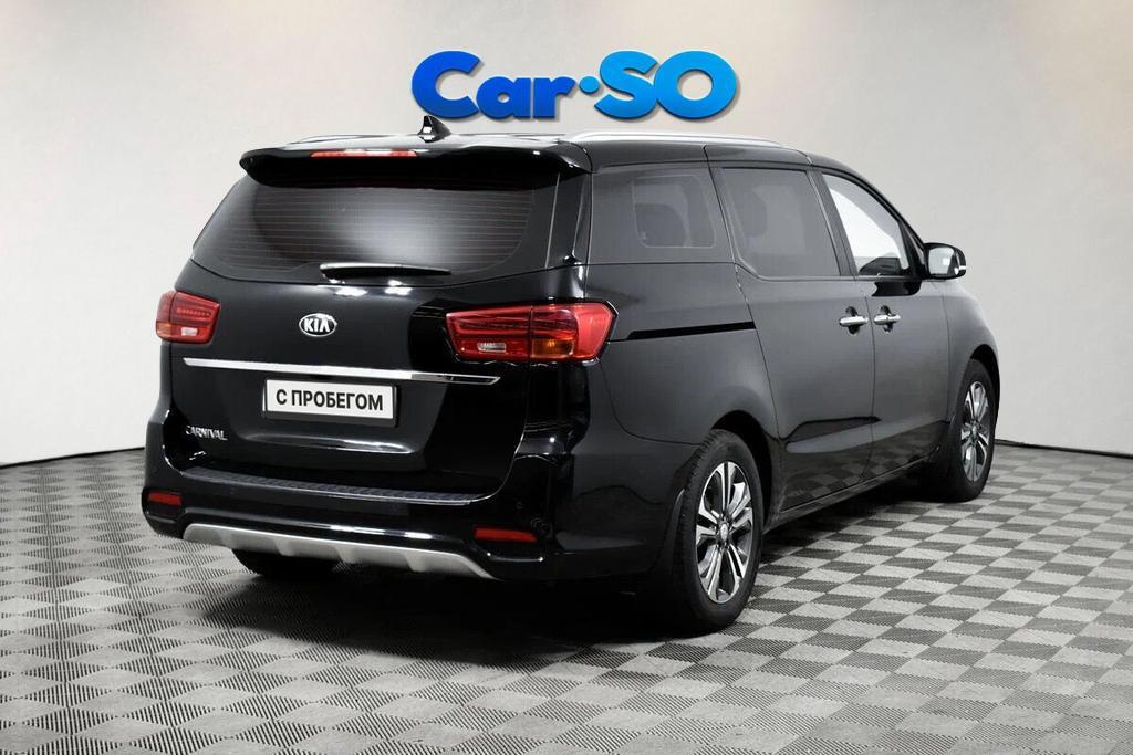 KIA Carnival, III