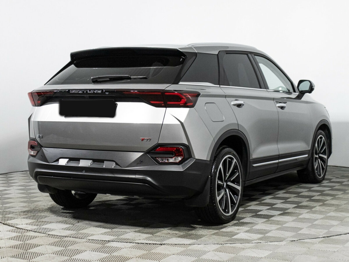 FAW Bestune T77