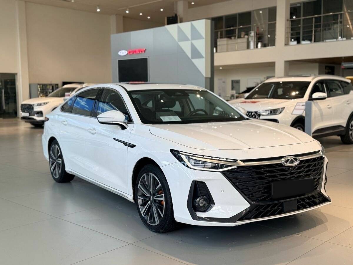 Chery Arrizo 8