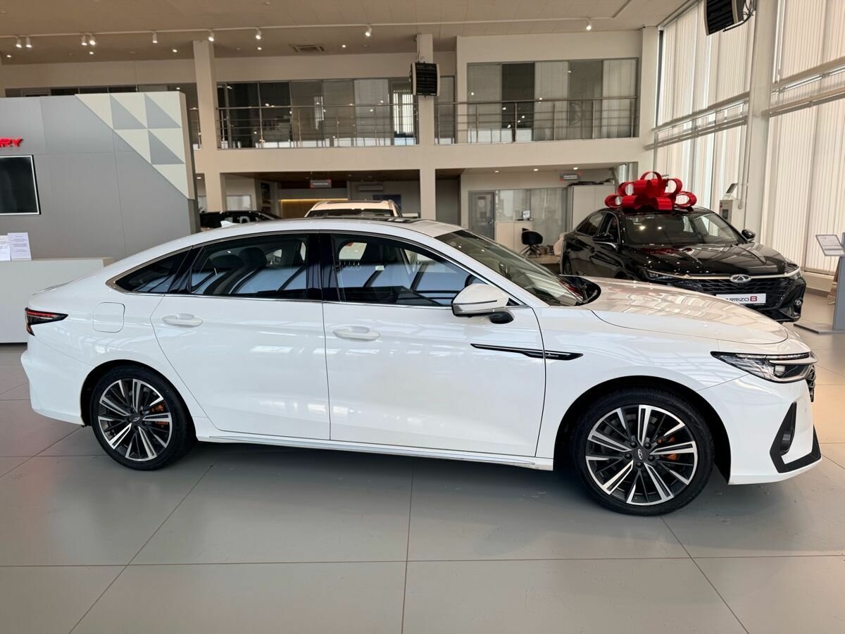 Chery Arrizo 8