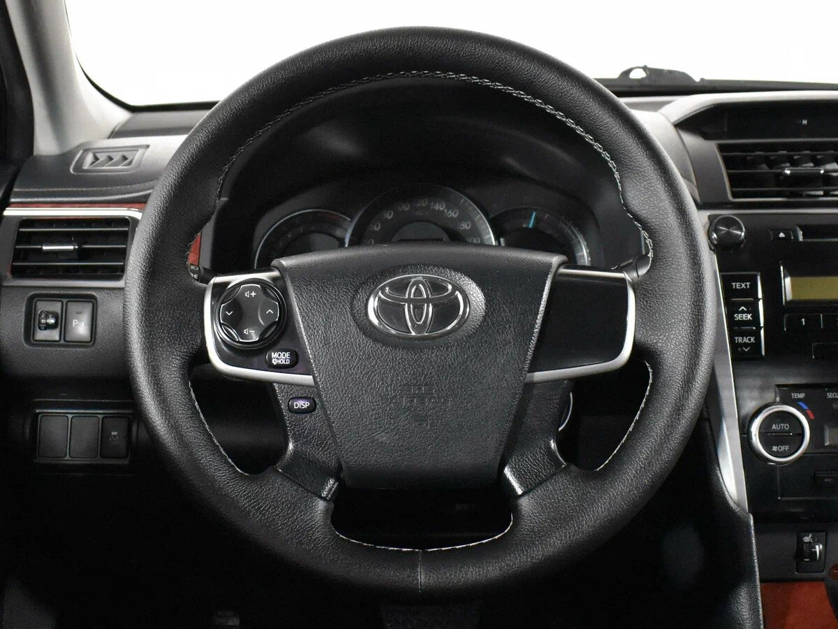 Toyota Camry, VII (XV50)