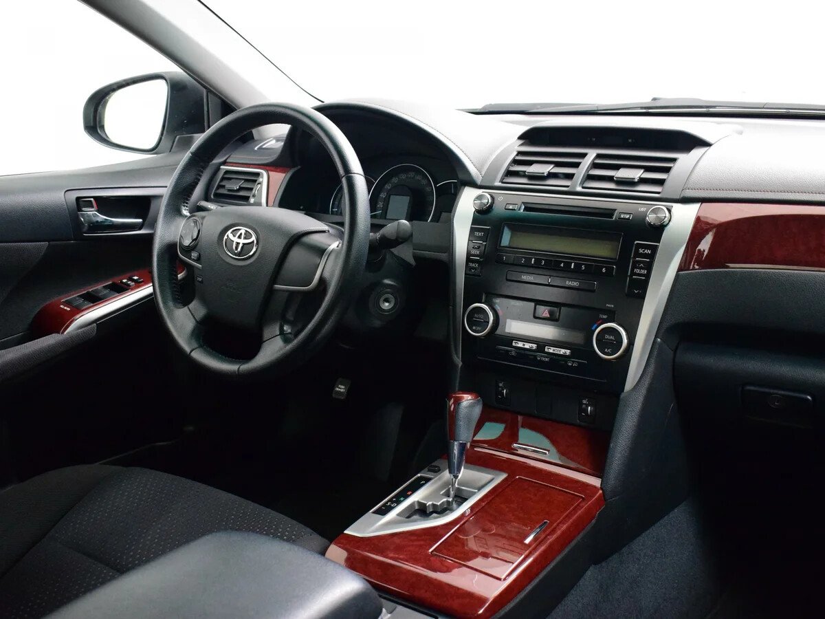 Toyota Camry, VII (XV50)