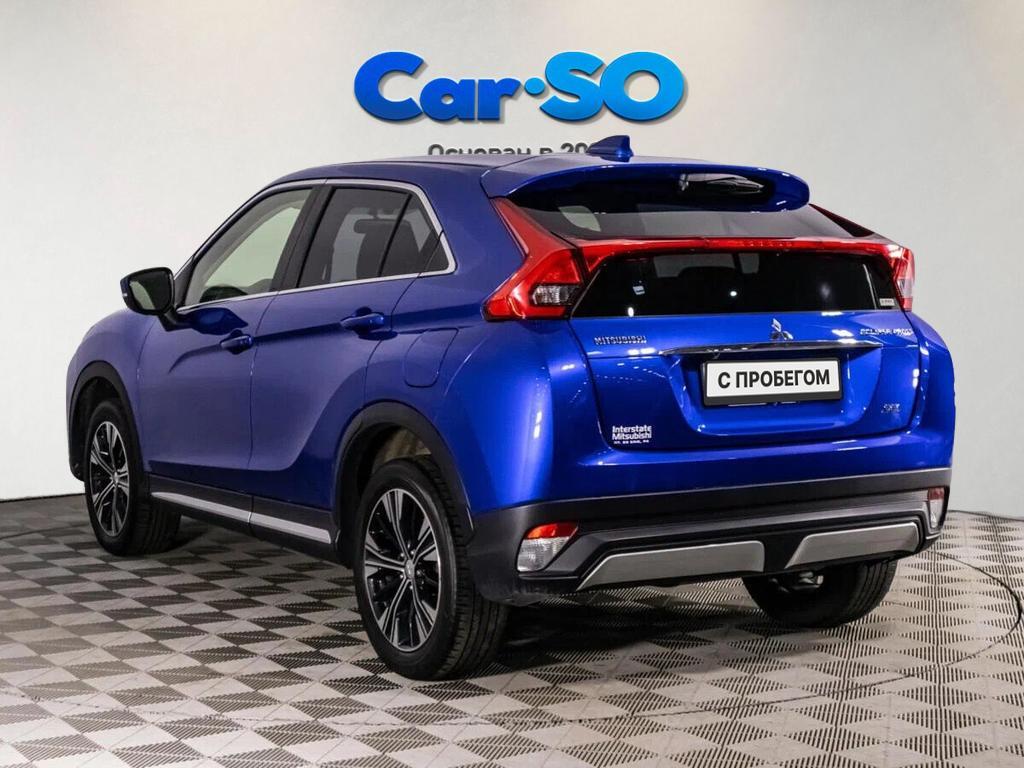 Mitsubishi Eclipse Cross, I