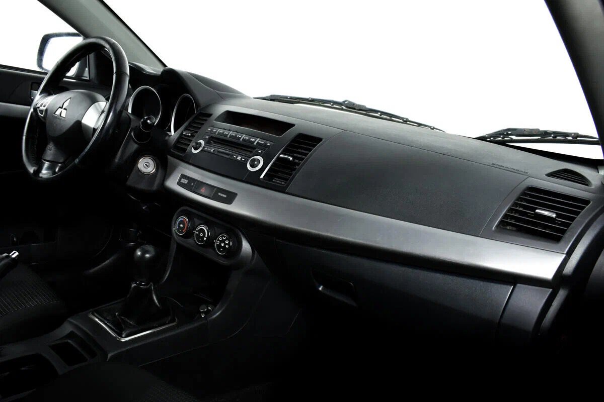 Mitsubishi Lancer, X