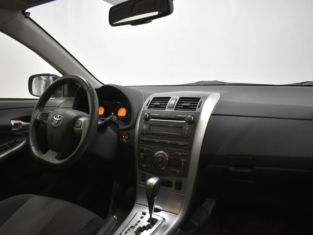 Toyota Corolla, X (E140, E150) Рестайлинг