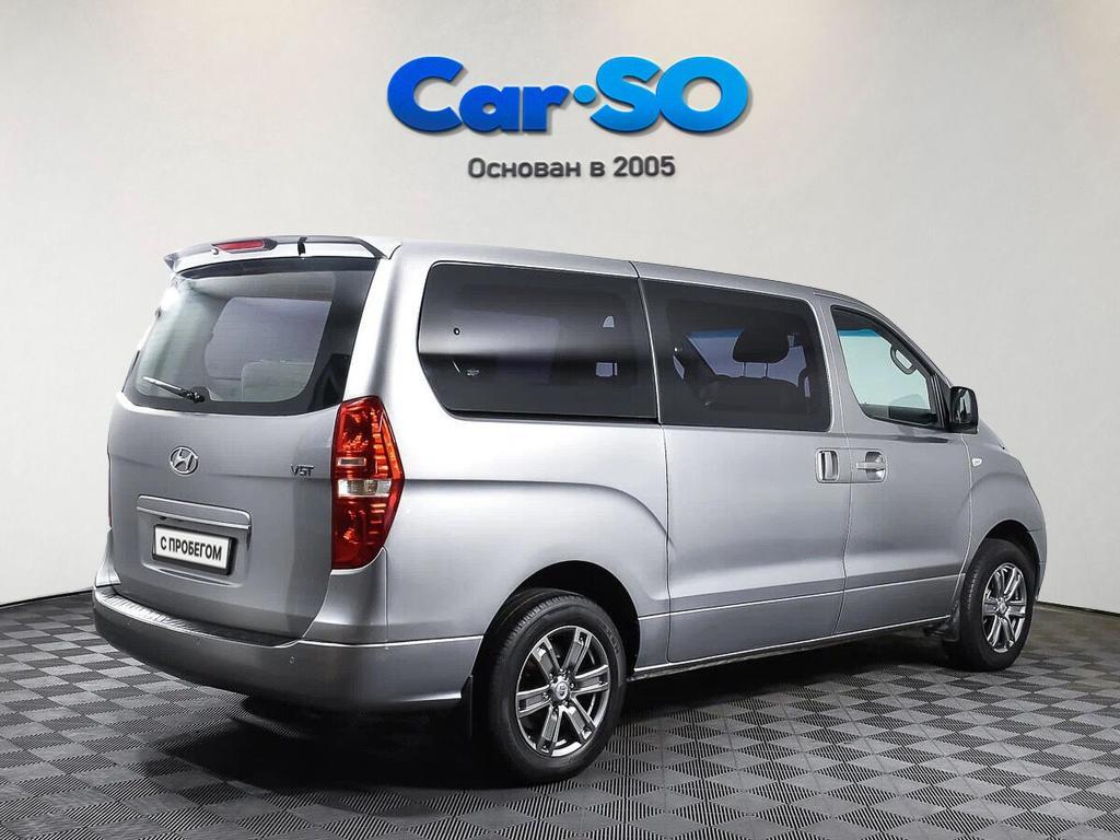 Hyundai Grand Starex, I