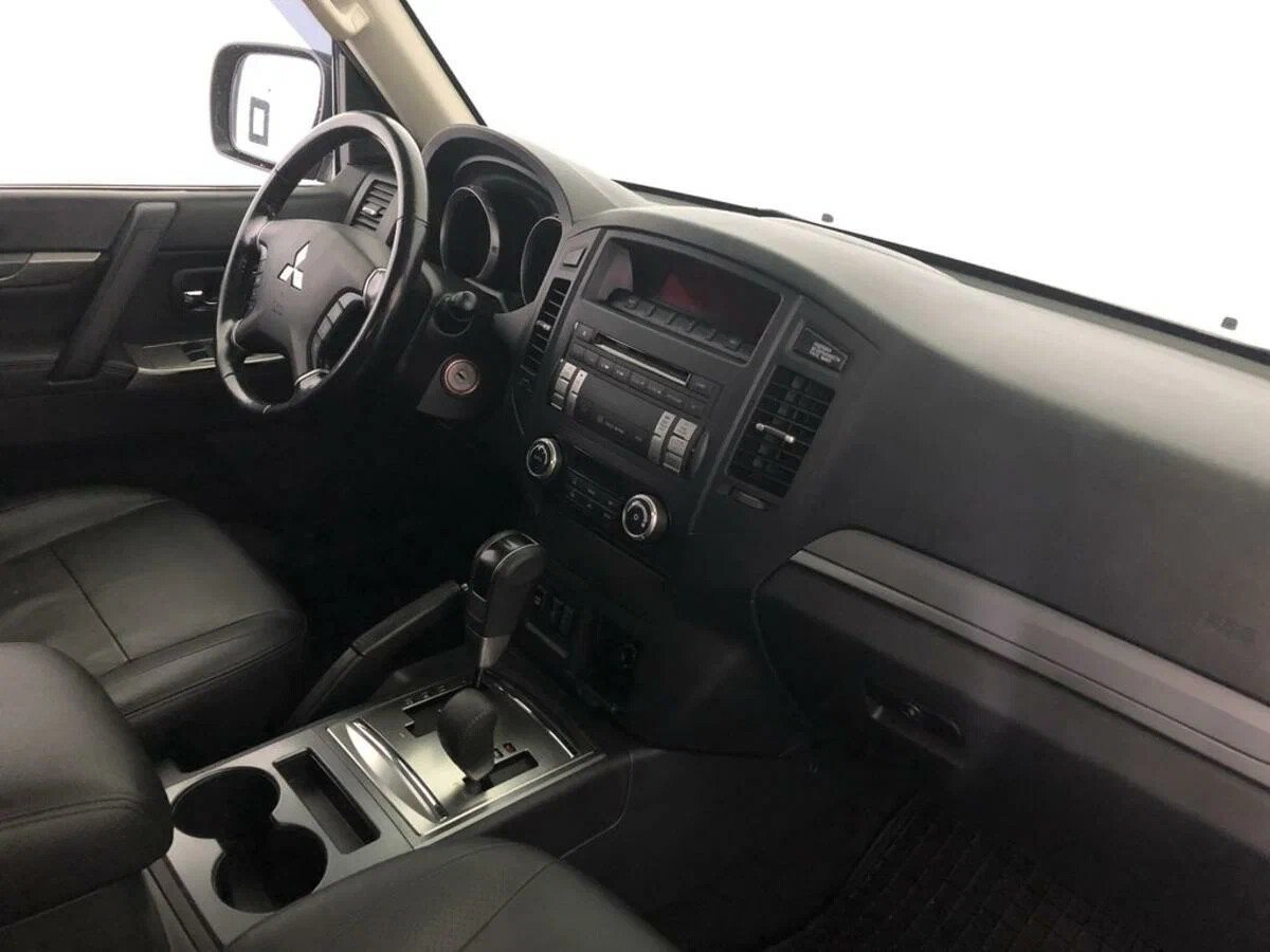 Mitsubishi Pajero, IV Рестайлинг 1