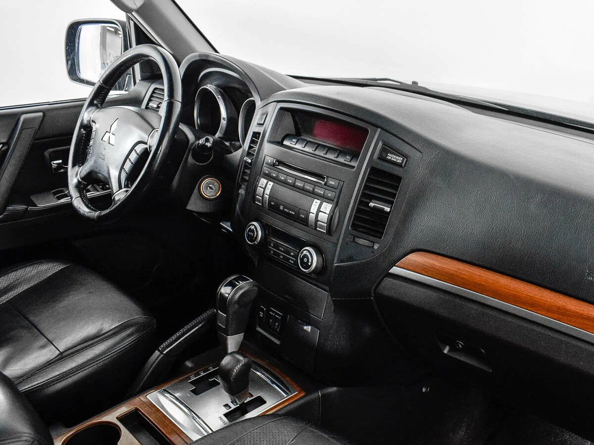 Mitsubishi Pajero, IV