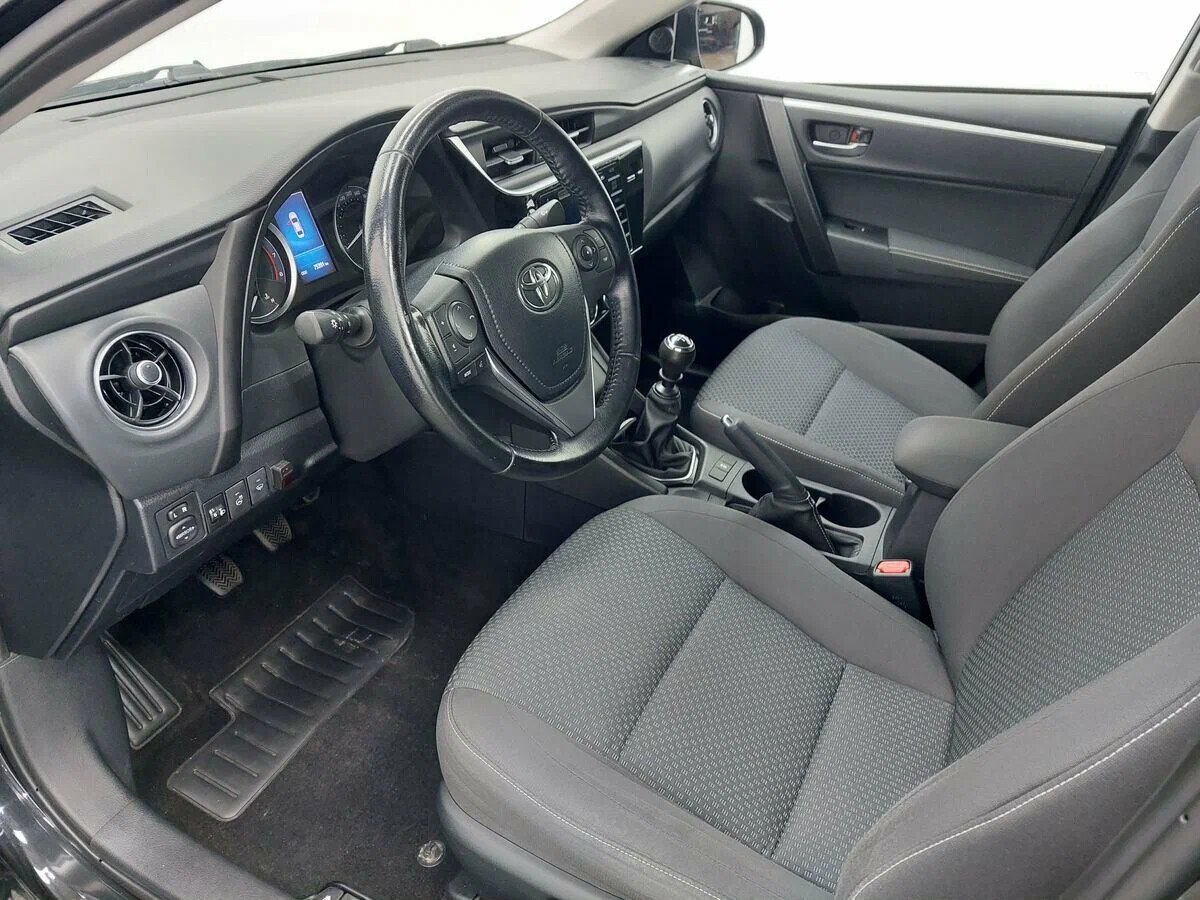 Toyota Corolla, XI (E160, E170, E180)