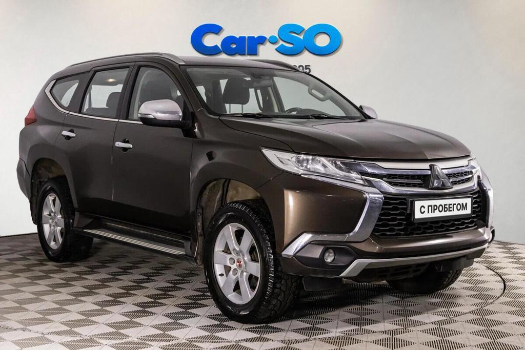 Mitsubishi Pajero Sport, III