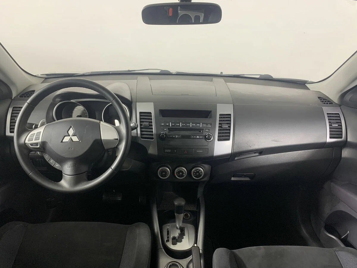 Mitsubishi Outlander, II