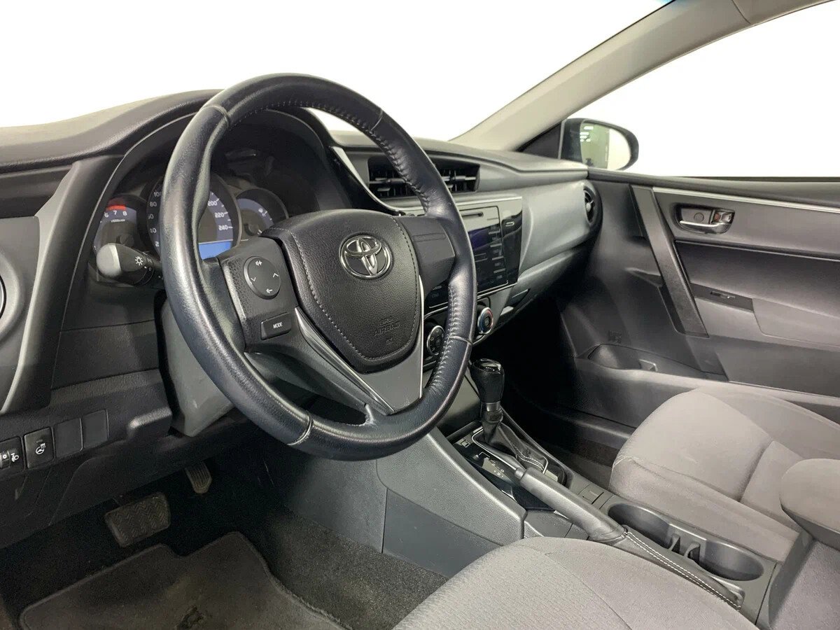Toyota Corolla, XI (E160, E170, E180) Рестайлинг 1