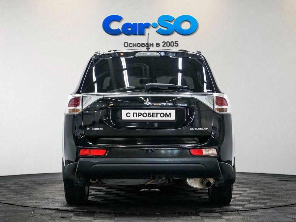 Mitsubishi Outlander, III