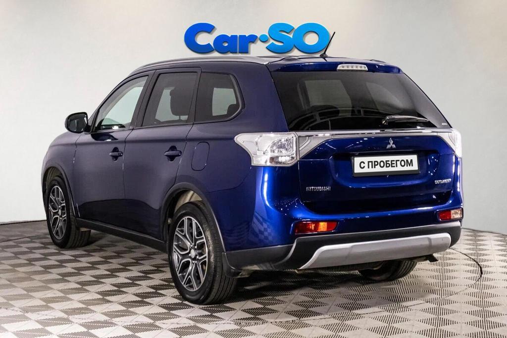 Mitsubishi Outlander, III