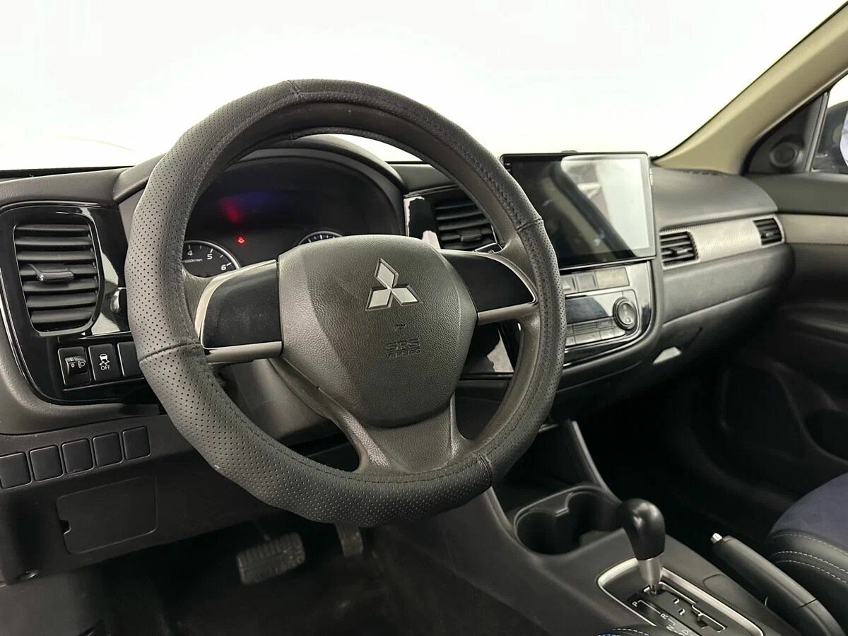 Mitsubishi Outlander, III Рестайлинг