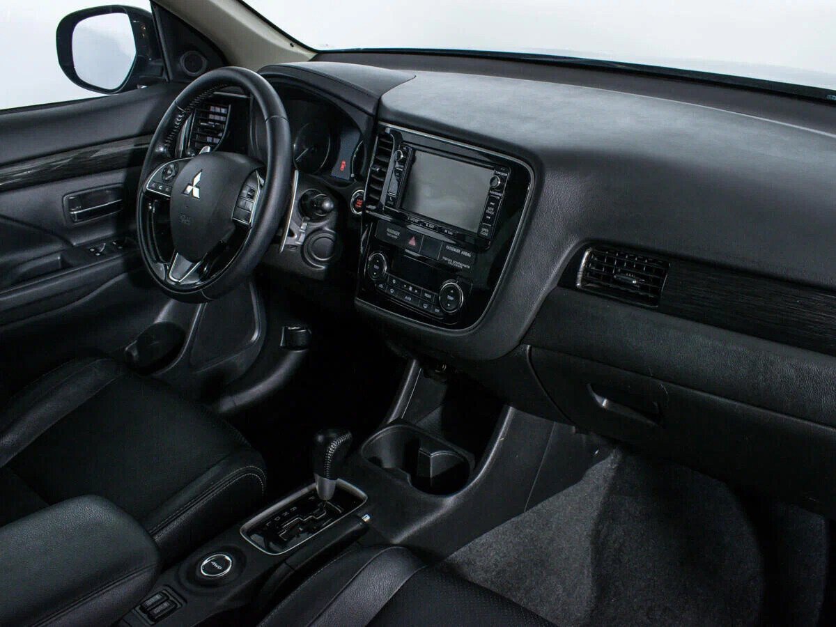 Mitsubishi Outlander, III Рестайлинг 2