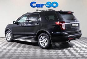 Ford Explorer, V