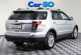 Ford Explorer, V