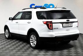 Ford Explorer, V