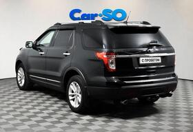 Ford Explorer, V