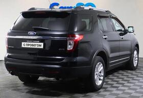 Ford Explorer, V