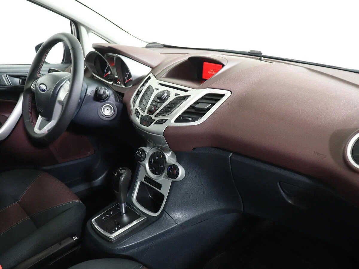 Ford Fiesta, Mk6