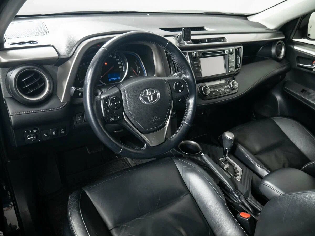 Toyota RAV4, IV (XA40)