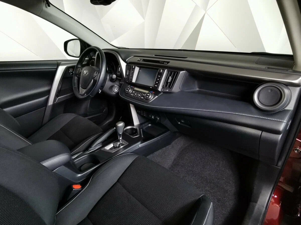 Toyota RAV4, IV (XA40) Рестайлинг